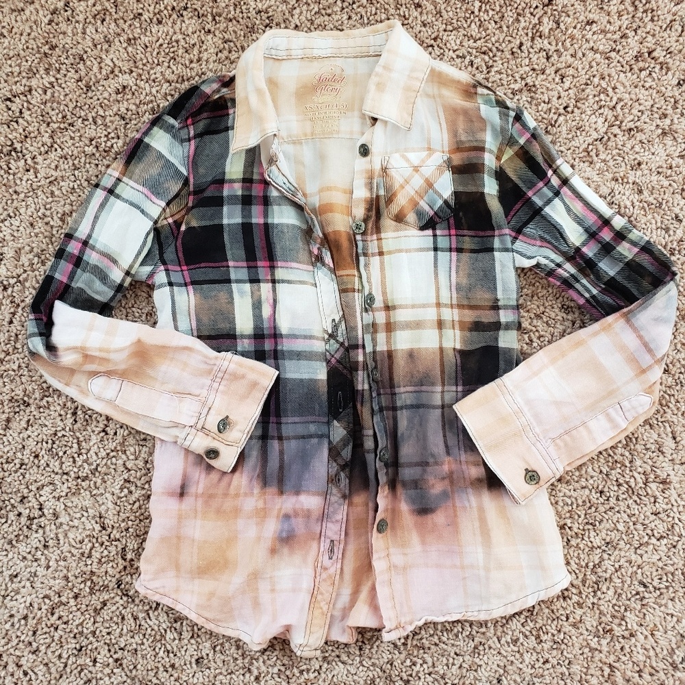 Girls size xs 4-5 hand bleached flannel